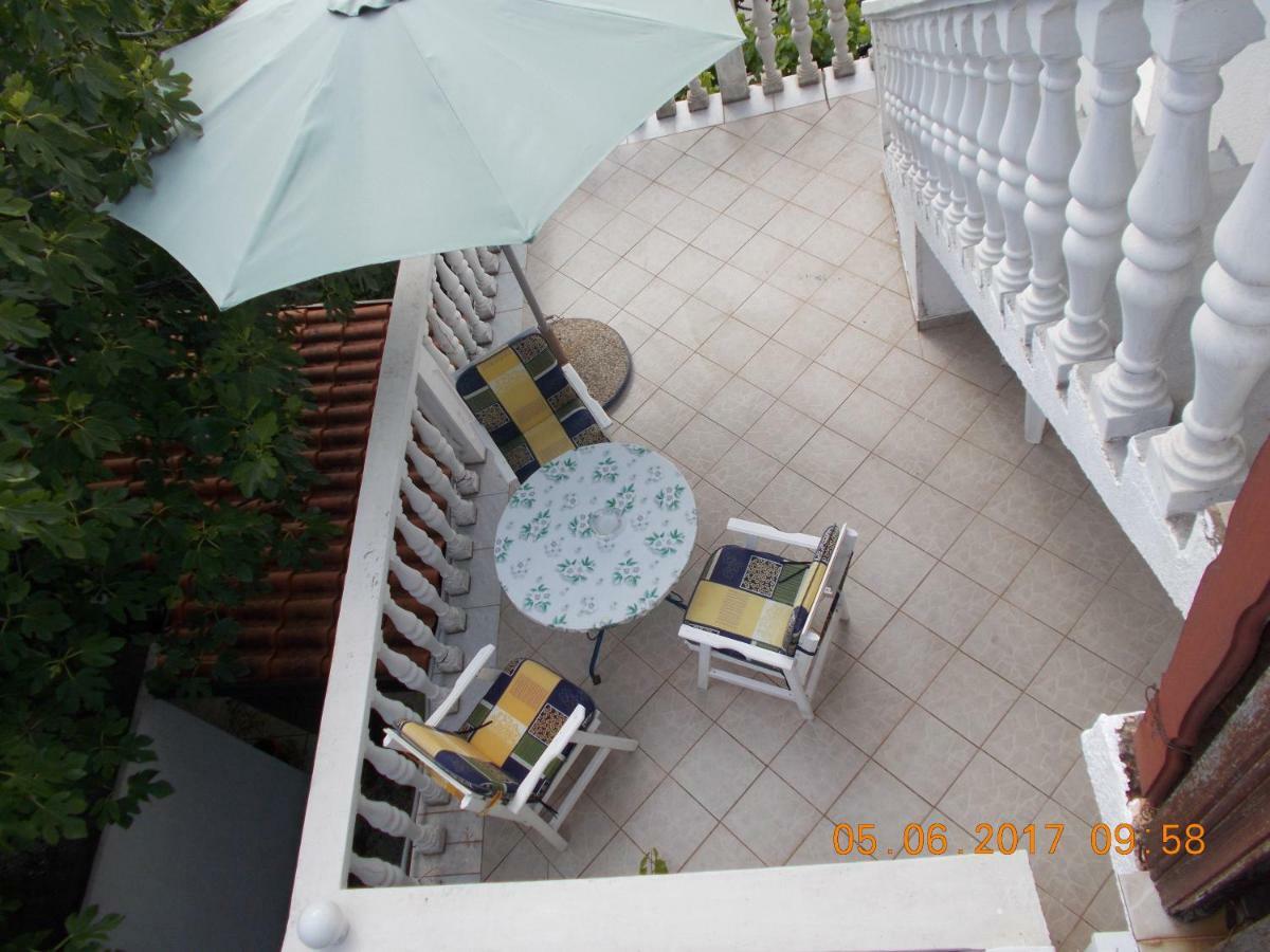 Apartments 031 Nin Luaran gambar
