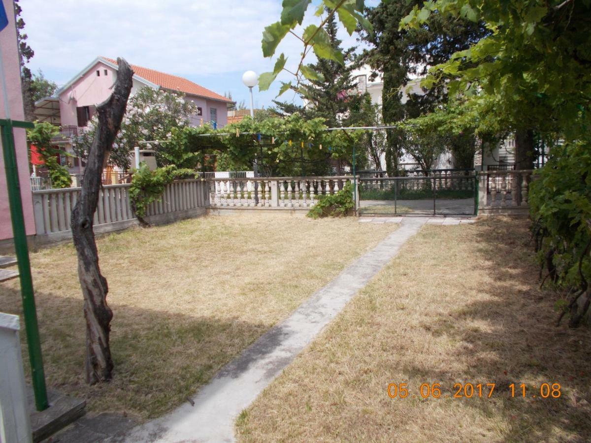 Apartments 031 Nin Luaran gambar